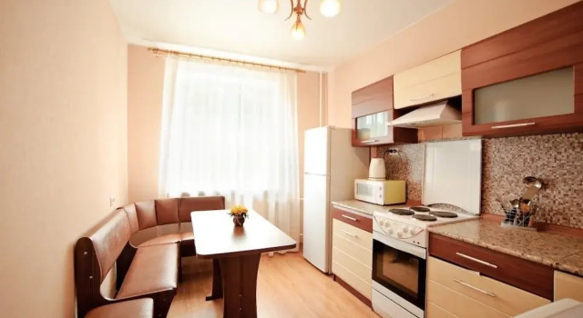 Apartment on Alliluyeva 12a-26