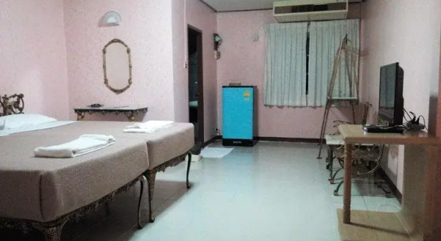 Cha-Am Royal Beach Hotel