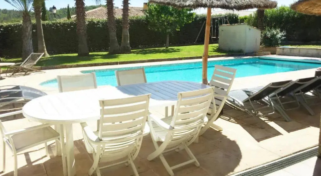 Luxueuse Villa Récente à Saint Raphaël de Plain Pied