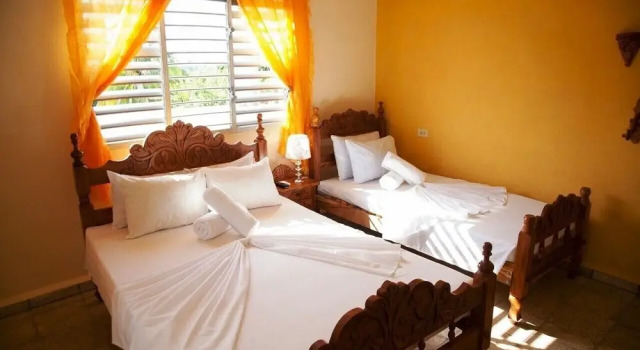 Hostal El Mirador de las Alturas PLAYA LA BOCA, Забронировать Отель Отели Тринидада 3 звезды, 3*