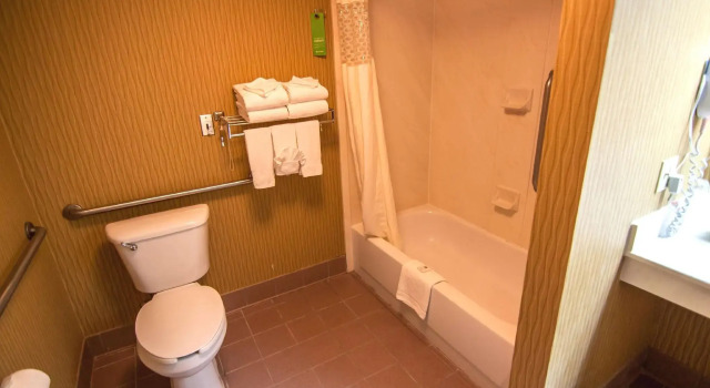 Двухместный номер Standard Hampton Inn Groton/Mystic