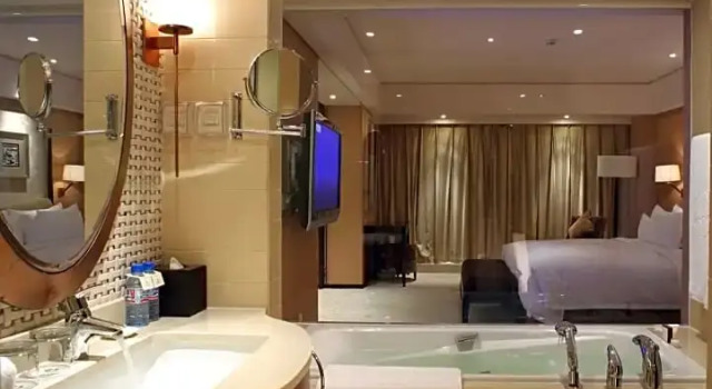 Двухместный номер Deluxe с видом на город The Lake View Hotel Beijing