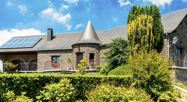 Appealing villa in Bièvre with garden, Забронировать Вилла Бьевр 