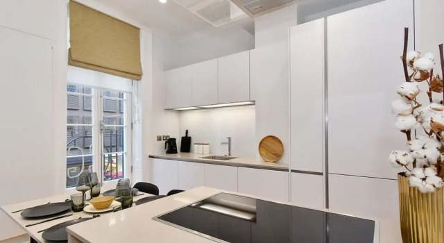 Central Apartment in London near Regent and Bond Streets, Забронировать Апартаменты/квартира Апартаменты Лондона, рядом с Галерея Browse and Darby, Апартаменты/квартира