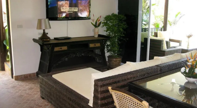 Coconut Laguna Villas
