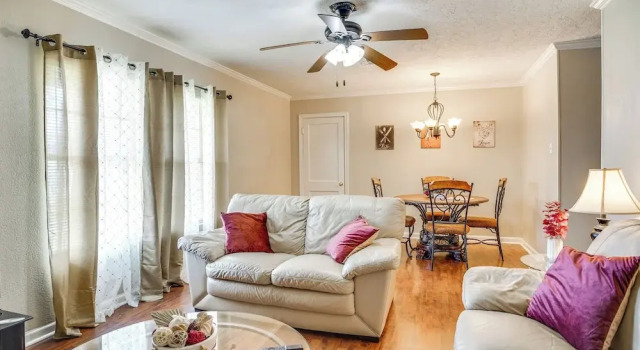 2 Mi to Downtown: Lake Charles Apartment, 预订 公寓 查尔斯湖 路易斯安那州