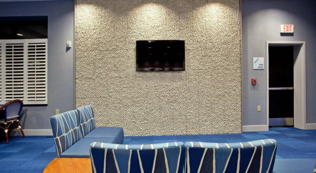 Holiday Inn Express Hotel & Suites Norfolk Airport by IHG