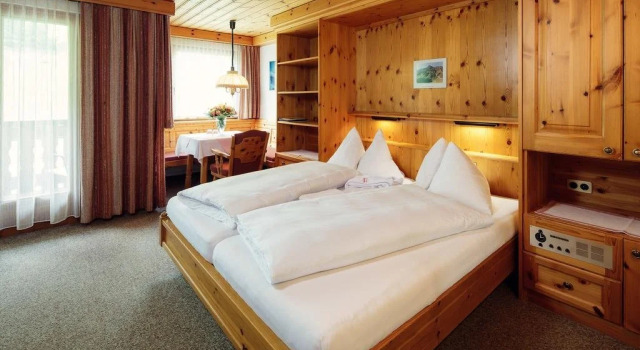Wellnesshotel Engadin, Book Hotel Samnaun Engadin