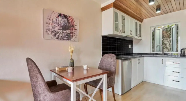 Студия Little Colmar - Homestay & Pottery Studio