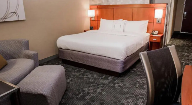 Номер Standard Courtyard by Marriott Lafayette