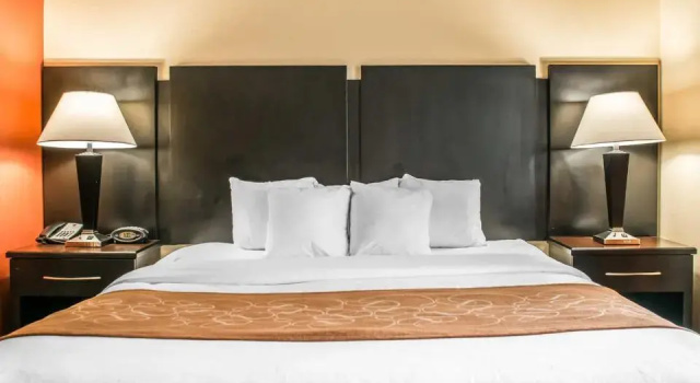 Люкс Comfort Suites Panama City near Tyndall AFB