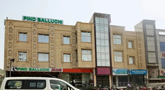 Hotel The City Square & Suites