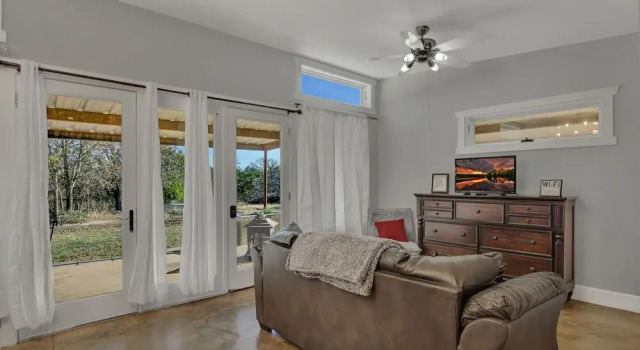 Romantic Casita With Grill ten min From Downtown!