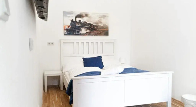 Pleasant 4 private rooms in shared Apartment- Ideal for short & Longstays, Book Apartment Hotels in Vienna with Parking, near Johnstrasse, Parking