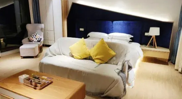 Люкс Suzui Inn（Jiaochangwei Store）