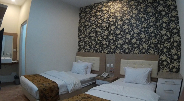 Трёхместный номер Standard Griya Jogja Hotel