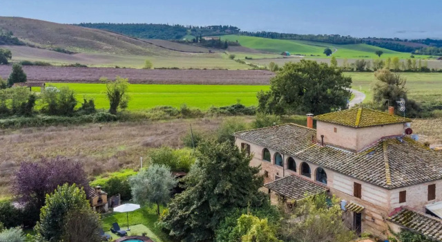 Holiday Home Podere Palazzetto by Interhome, Reserva ahora Hotel Hoteles en Crete Senesi con piscina, Piscina