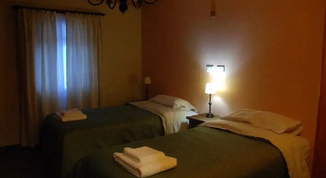 Confin Patagonico, Prenota Hotel El Chalten 