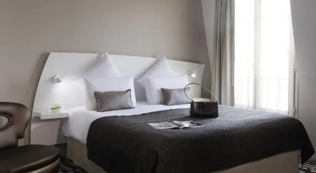 Трёхместный номер Privilege Mercure Paris Levallois