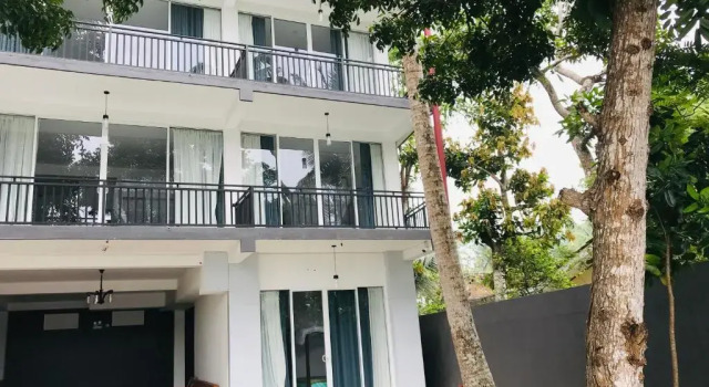 Sapiens Home Weligama bay