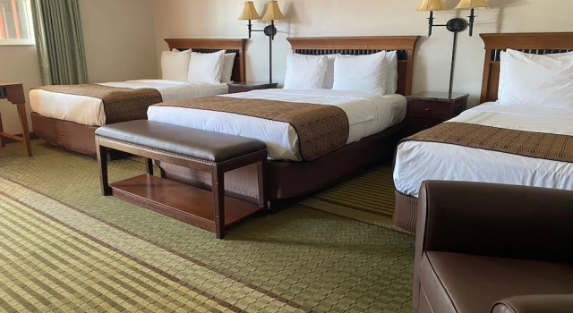 Трёхместный семейный номер Standard Parkview Inn Motel