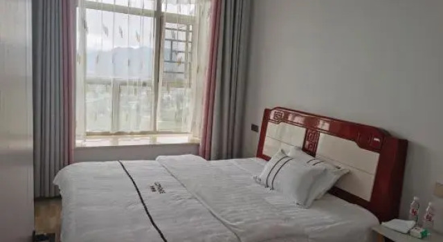 Люкс Deluxe Narong Changlai Hotel