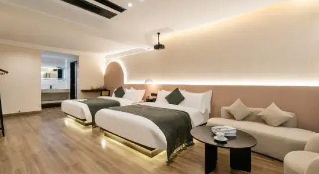 Люкс Hengshan Lingshanqi Two-Building Suite Homestay (Nanyue Great Temple Scenic Area)
