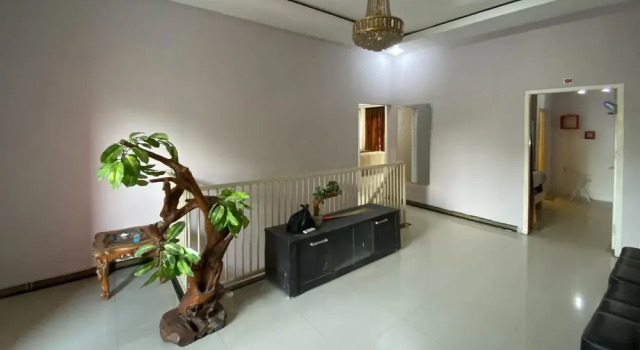 RedDoorz near Bukit Ragas Hotel DAyanna Pati, Prenota Hotel Margorejo Central Java