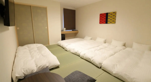 Номер Standard Osaka Teikoku Hotel