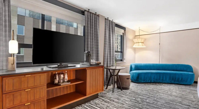 Четырёхместный номер Premium с видом на город Hotel Indigo - Minneapolis Downtown by IHG
