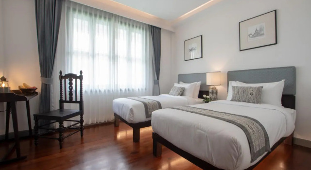 Souphattra Hotel, Varaa Hotelli Hotellit Luang Prabang uima-altaalla, Uima-allas
