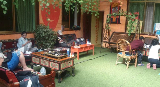 Lhasa Lexun Sama Yiyi inn, Prenota Hotel Hotel a Lhasa con parcheggio, Parcheggio