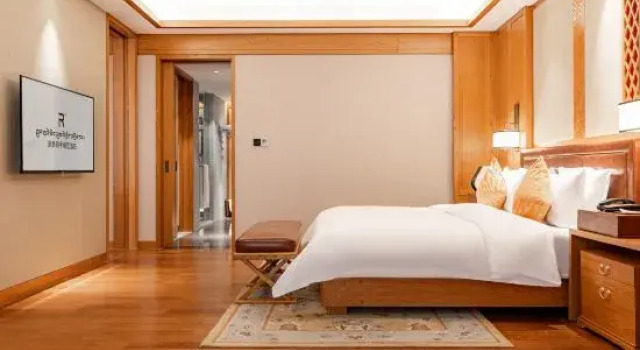Люкс Deluxe Changdu Tongtai Mingyu Rezen Hotel