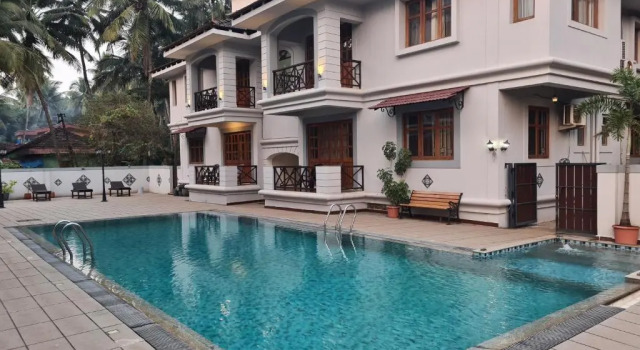 Апартаменты с видом на бассейн Coastal Suites Apart-Hotel