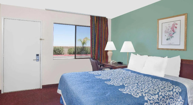 Номер Deluxe Days Inn by Wyndham Lost Hills