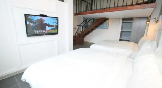 Standard dublă cameră cu vedere la piscină Hound Hotel Changwon Terminal