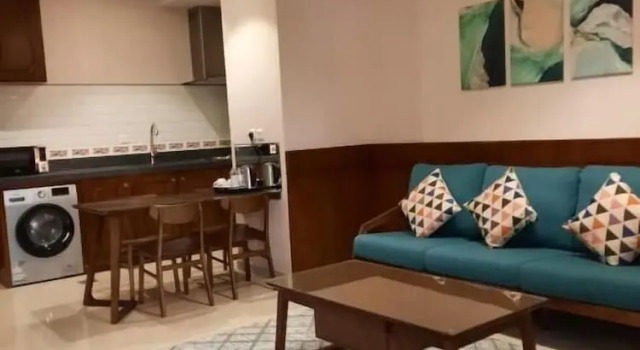 Апартаменты Luxury Biz Hotel Apartments