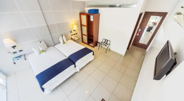 Двухместный номер Standard Hotel LP Santa Cruz Centro
