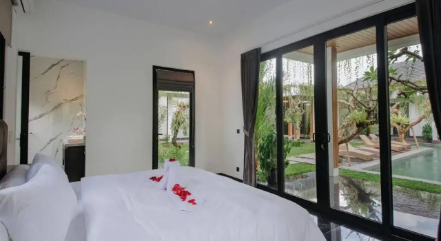 BRAND NEW Luxurious 5 Bedroom Villa with Exotic View, Rezervovat Vila Chaty v Bali, Chalupa