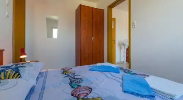 Apartment Julija 5