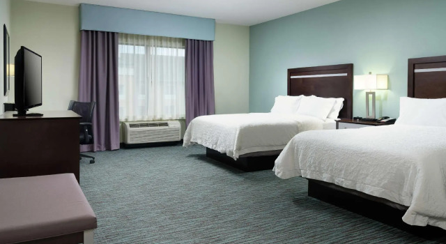 Четырёхместный номер Standard Hampton Inn Chattanooga West/Lookout Mountain