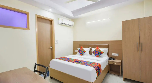 Номер Premium FabHotel Dwarka Heritage