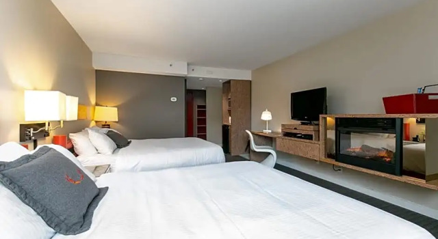 Четырёхместный номер Standard Adara Hotel