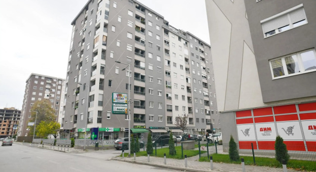 Modern & Cozy near City Center with Balcony, free Parking and coffee, Prenota Hotel Skopje Macedonia