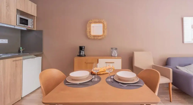 Апартаменты с 2 комнатами Quality Aparthotel Lyon LIsle-d Abeau