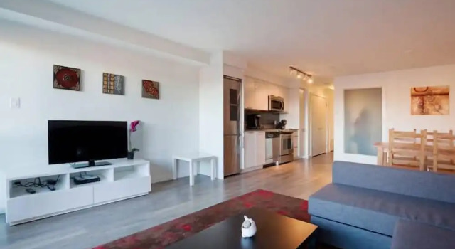 Двухместный номер Standard с балконом и с видом на город 1 Bedroom China Town Condo
