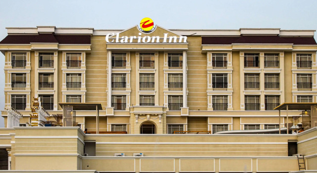 Clarion Inn Indore, Забронировать Отель Отели штата Мадхья-Прадеш с парковкой, Парковка