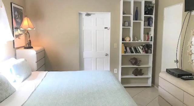 313 Canal Duplex 2 Bedrooms 2 Bathrooms Duplex