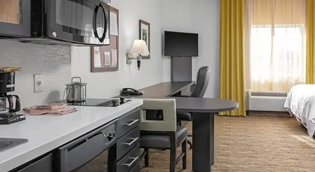 Run of House Candlewood Suites Warner Robins by IHG