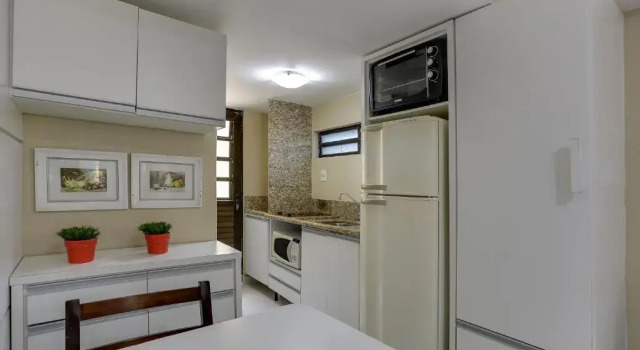 Апартаменты с 2 комнатами с балконом и с видом на море Flat Pietra